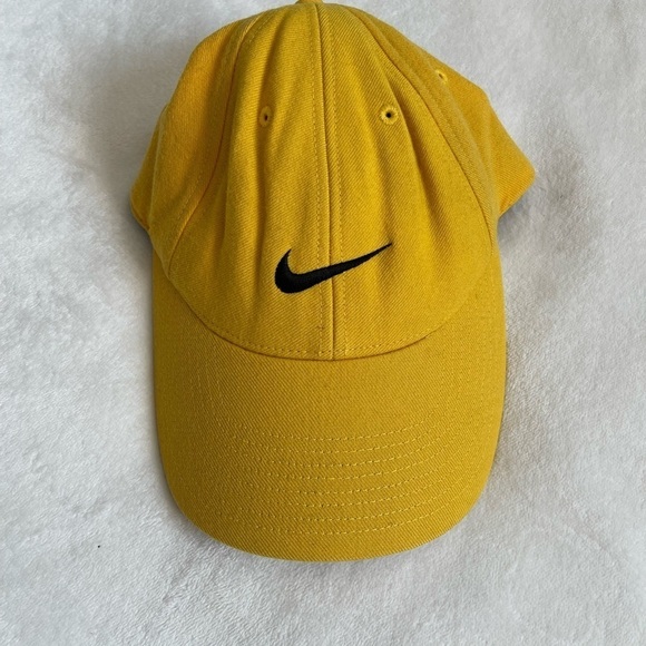Nike Wool Cap - Picture 1 of 4
